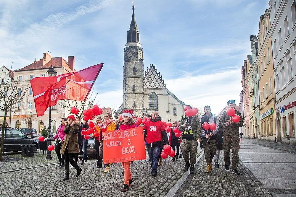 Marsz bolesławieckich wolontariuszy Szlachetnej Paczki
