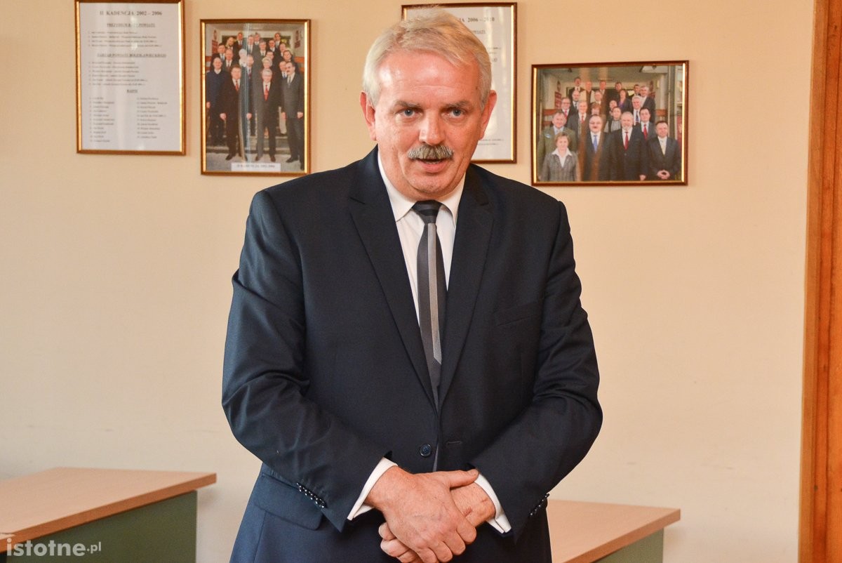 Niemal 5 mln zł na powiatowe szkolnictwo zawodowe. Umowa o dofinansowanie podpisana