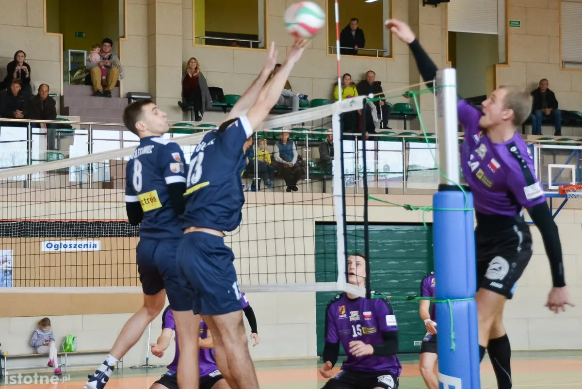 UKS Volley Żarów vs BTS Elektros Bolesławiec 2:3