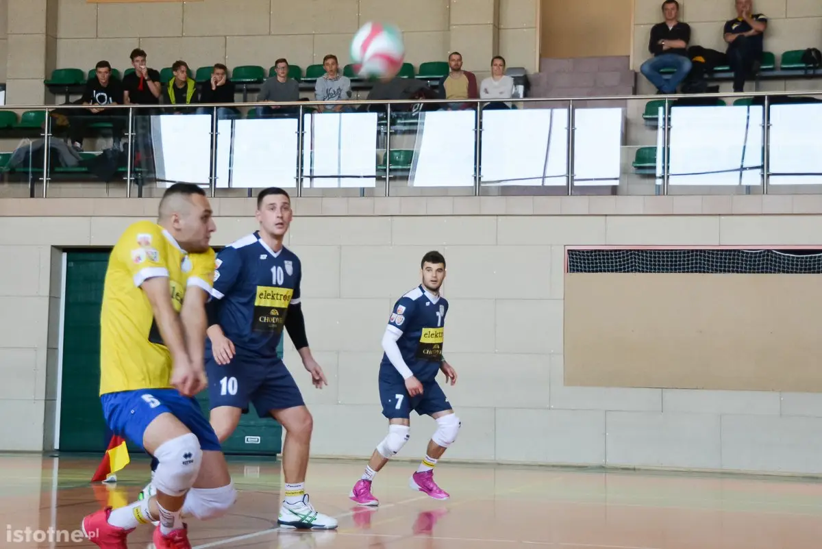 UKS Volley Żarów vs BTS Elektros Bolesławiec 2:3