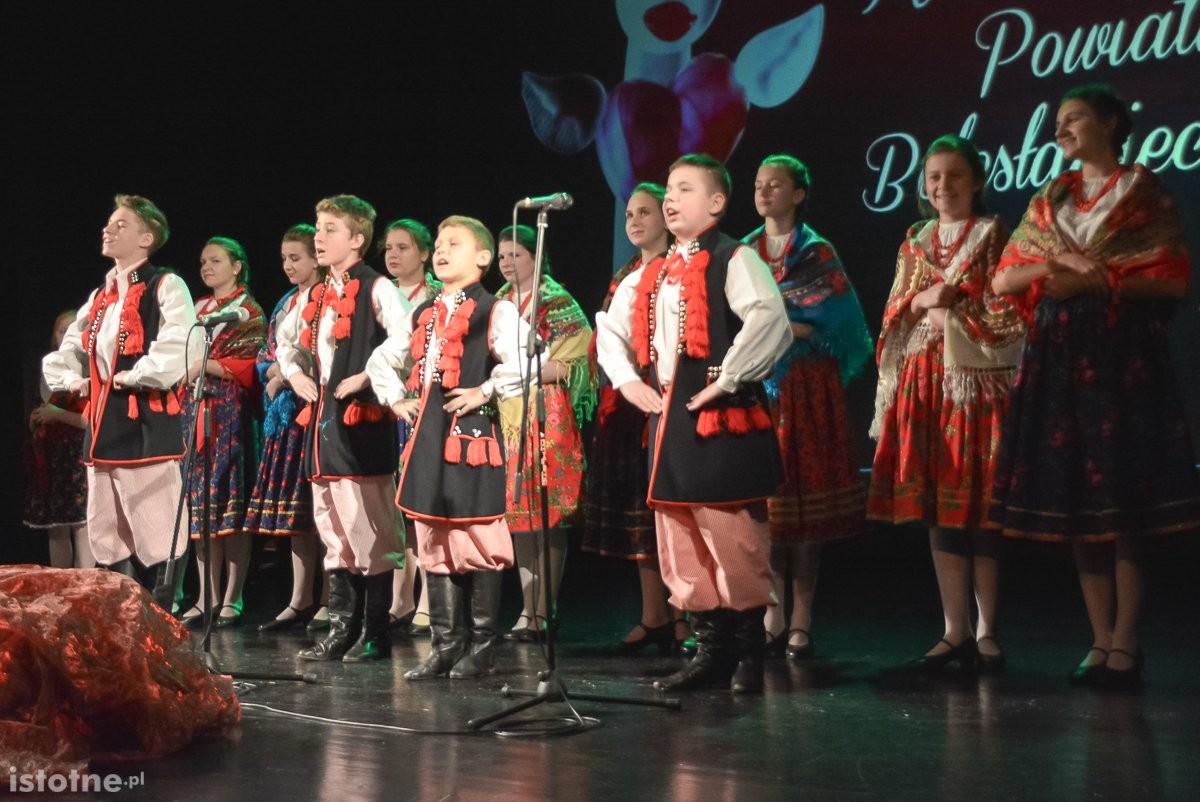 Znamy wolontariuszy roku 2016: Żuromska, Szwed, Niedoszytko i Ziemia Bolesławiecka