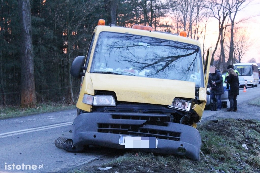 Zderzenie lawety z autem koło Łazisk
