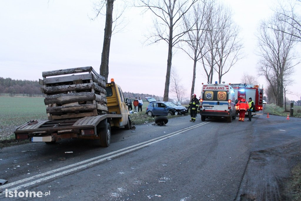 Zderzenie lawety z autem koło Łazisk