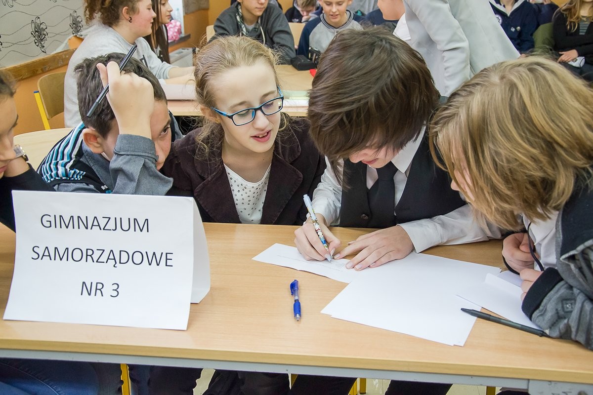 O bogach i herosach w „Handlówce”