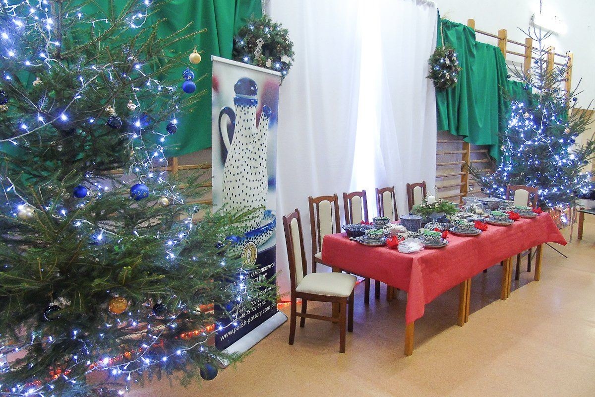 Świąteczne tradycje w szkole w Ocicach