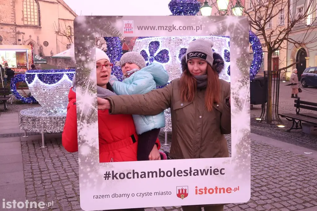 Akcja #kochambolesławiec Gwiazdka Życzliwości 2016