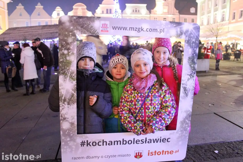 Akcja #kochambolesławiec Gwiazdka Życzliwości 2016