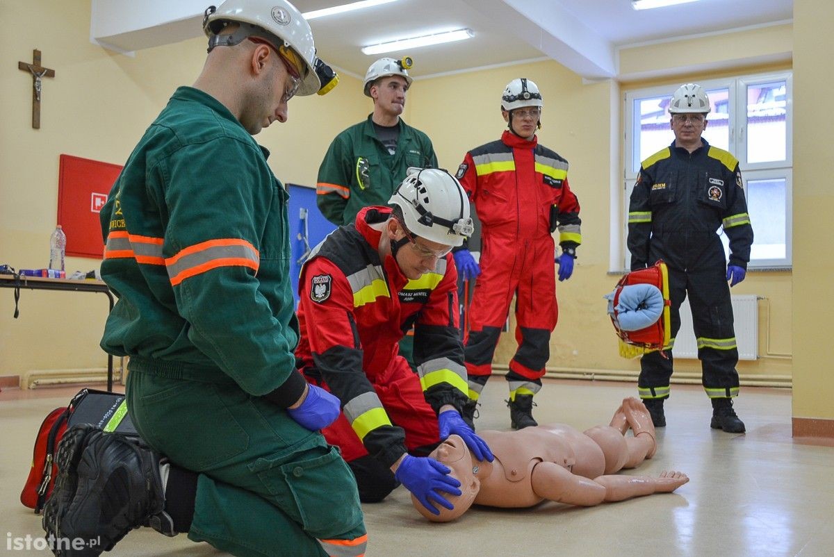 Ratownicy górniczy w „Mechaniku”