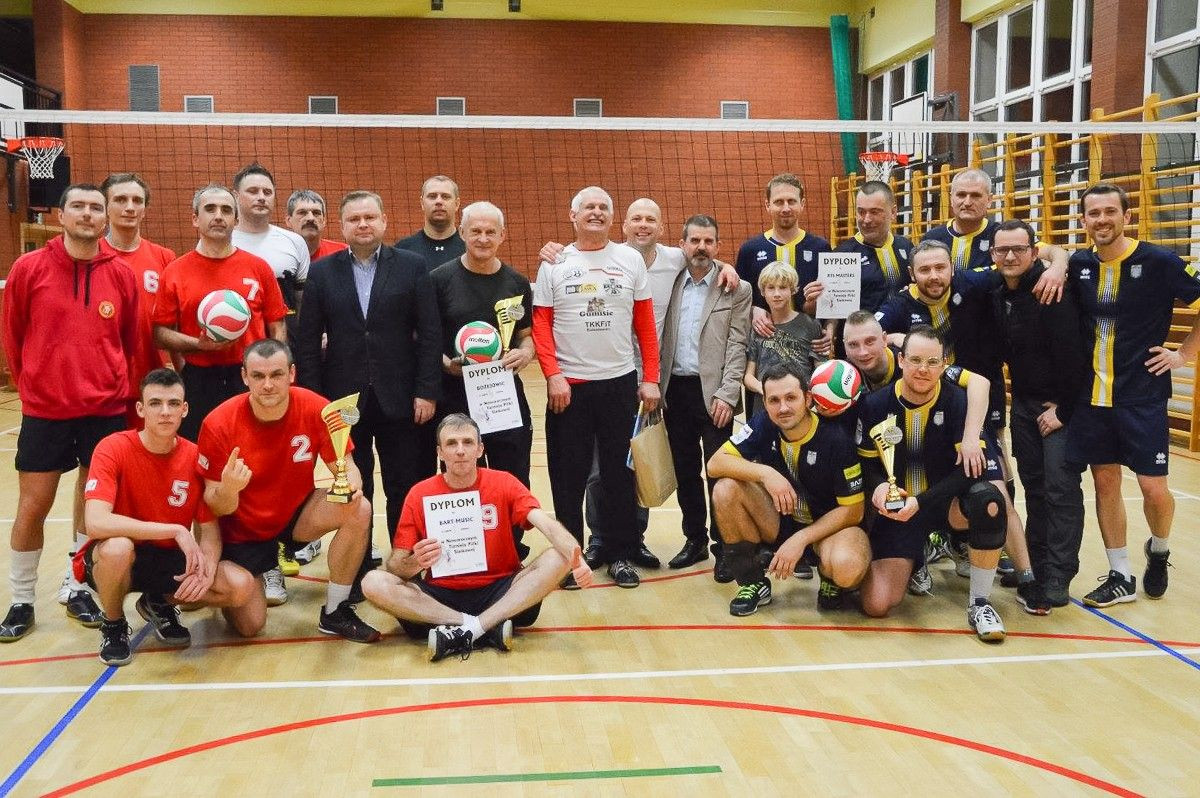 Noworoczny Turniej: siatkarze Bart-Music najlepsi