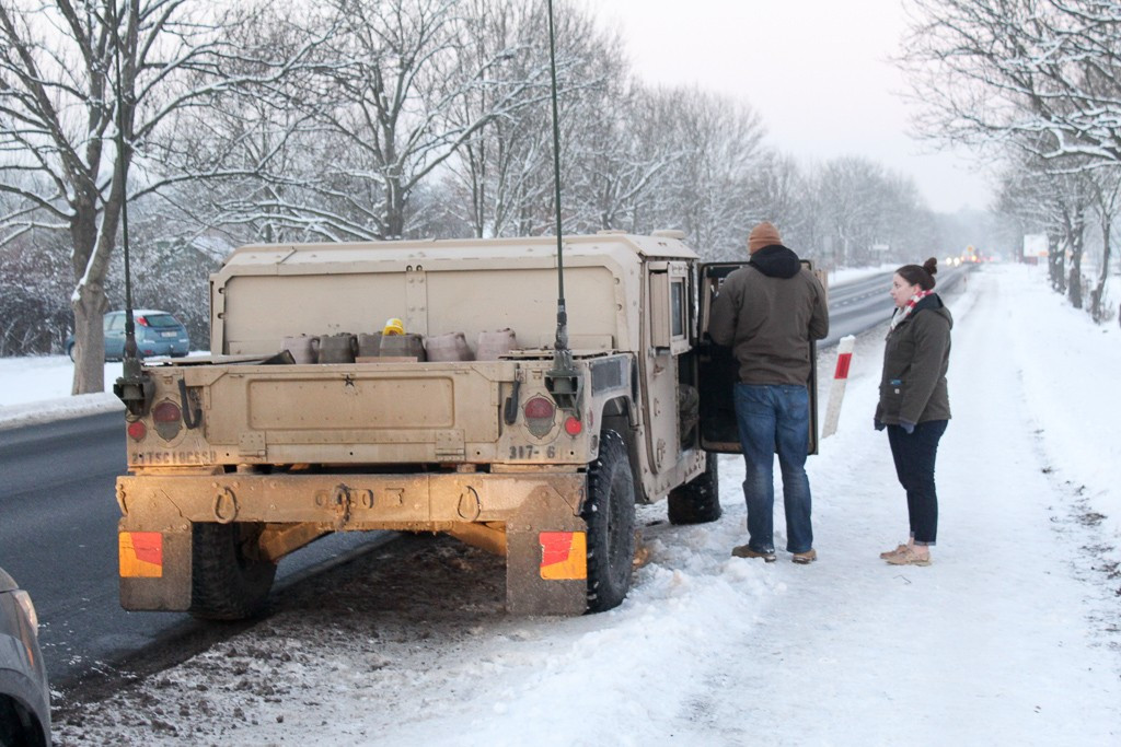 Kolizja Hummera na ul. Kościuszki w Bolesławcu