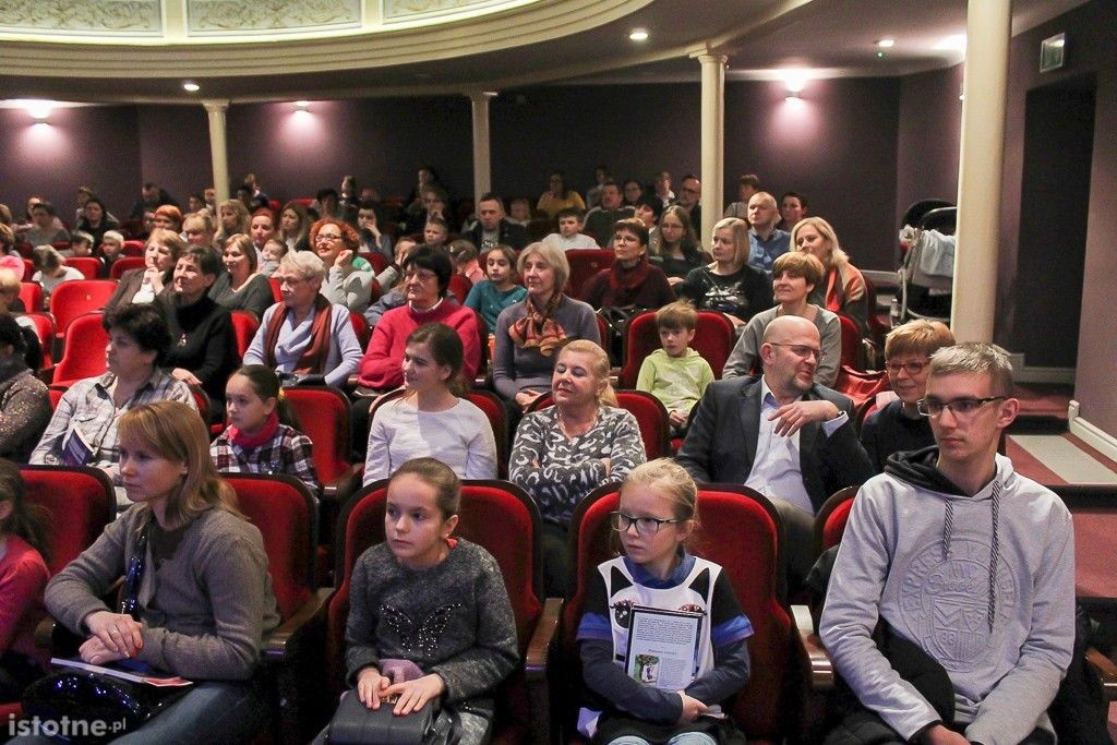 Promocja bajki Grażyny Hanaf pt. „Zaginieni rodzice” w Teatrze Starym w Bolesławcu