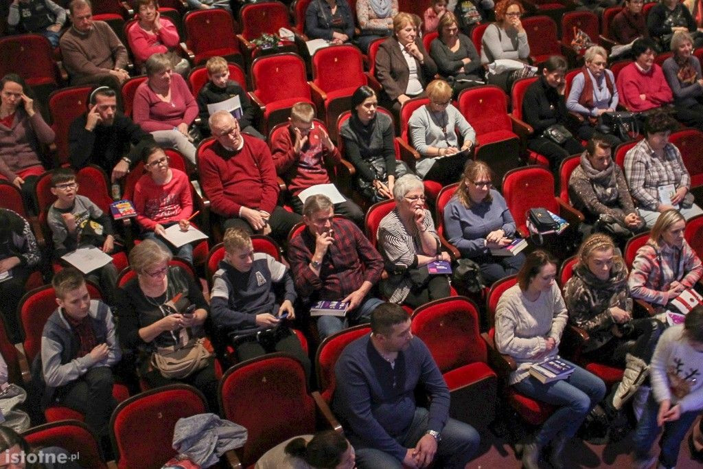 Promocja bajki Grażyny Hanaf pt. „Zaginieni rodzice” w Teatrze Starym w Bolesławcu