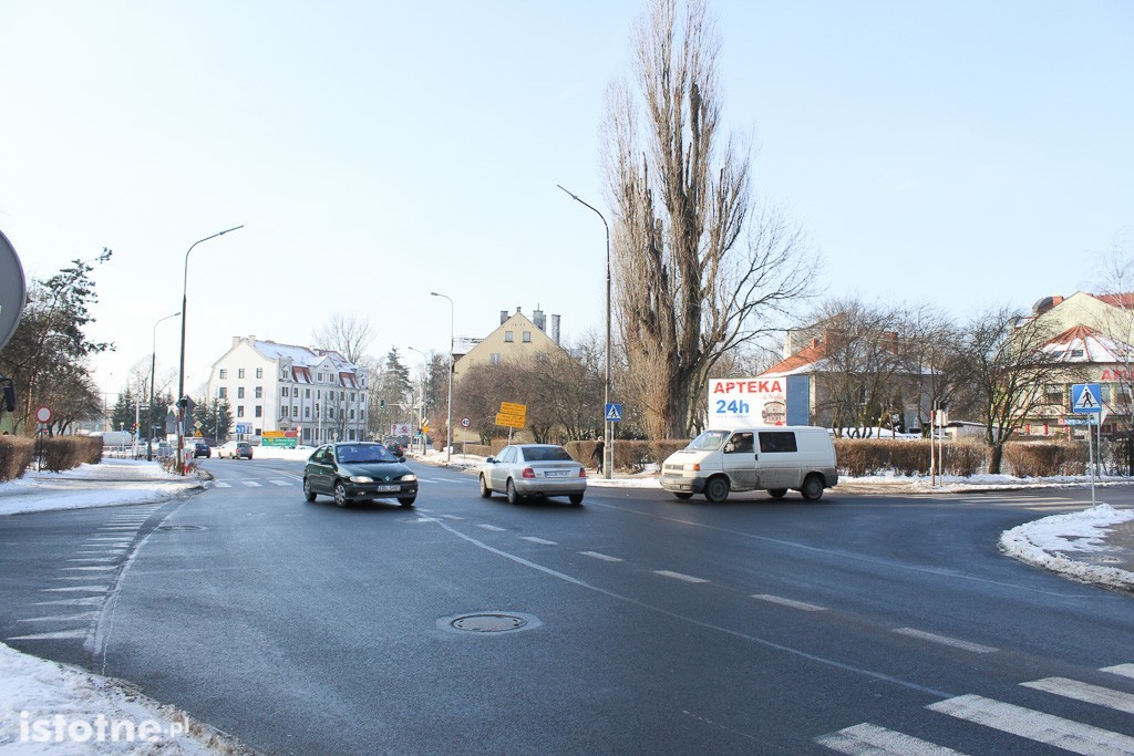 Skrzyżowanie Dolne Młyny-Wesoła (koło straży pożarnej)