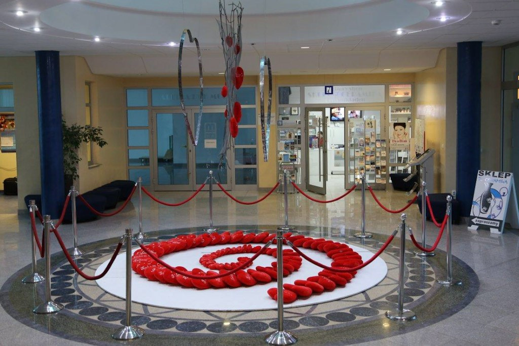 Dekoracje na Walentynki w kinie Forum
