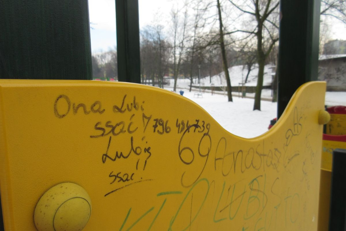 Pociąg miłości na placu zabaw przy Łukasiewicza