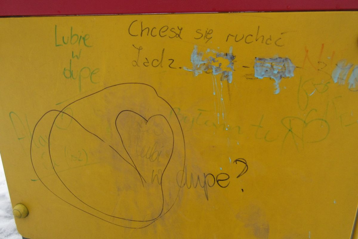 Pociąg miłości na placu zabaw przy Łukasiewicza