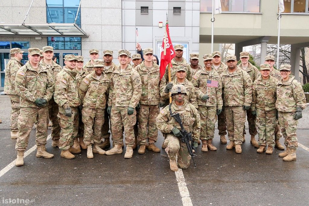 Powitanie żołnierzy amerykańskich w Bolesławcu