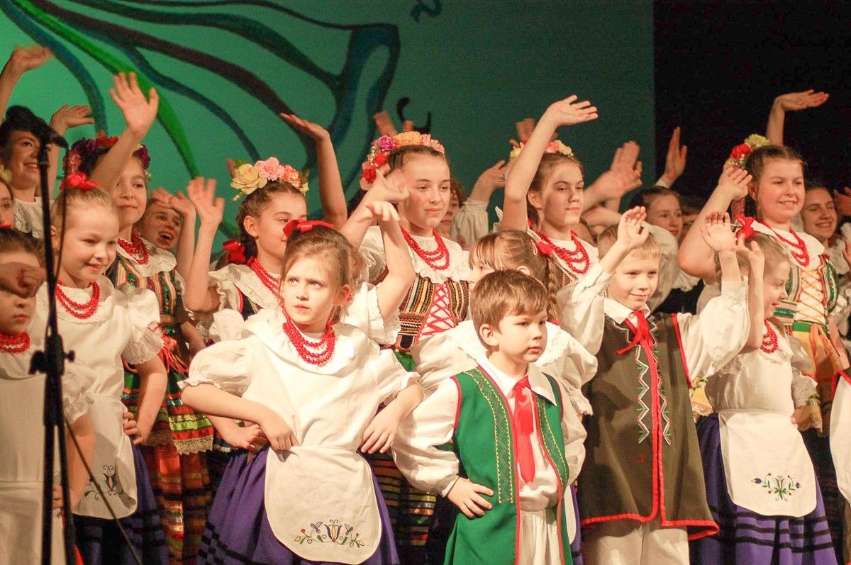 „Szła dzieweczka do laseczka”, czyli Amerykanie poznają naszą kulturę