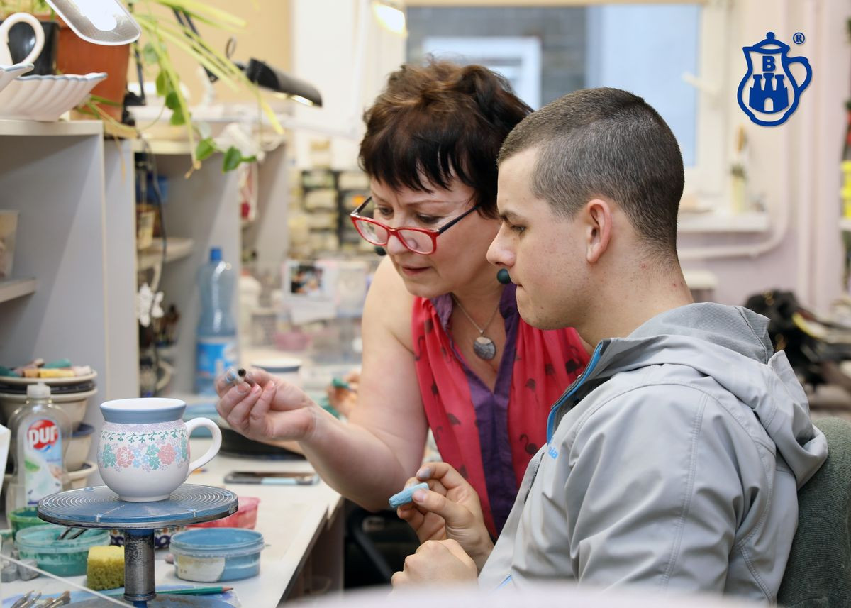 Wizyta żołnierzy amerykańskich w Ceramice Artystycznej