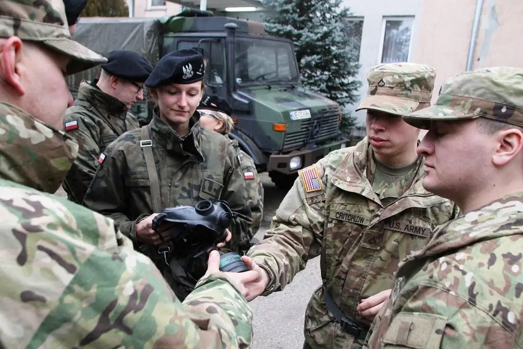 10 Brygada Kawalerii Pancernej i żołnierze US Army w Tłusty Czwartek: po szkoleniu pączki