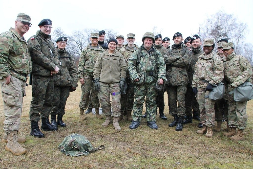 10 Brygada Kawalerii Pancernej i żołnierze US Army w Tłusty Czwartek: po szkoleniu pączki