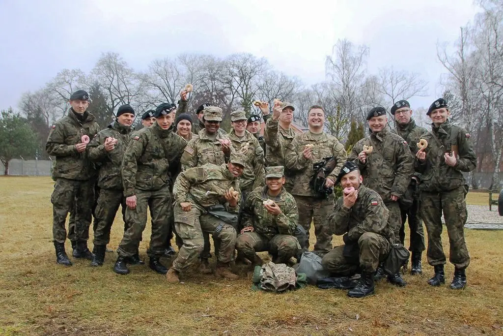 Pancerniacy i żołnierze US Army uczcili… tłusty czwartek