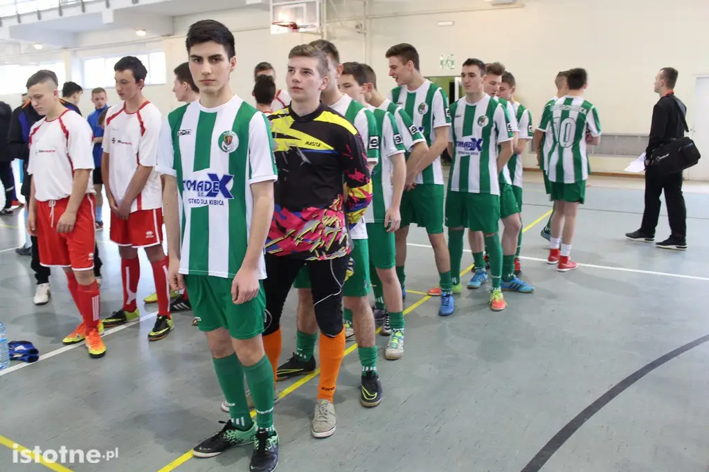 Dziesięć zespołów juniorów walczy o mistrzostwo powiatu