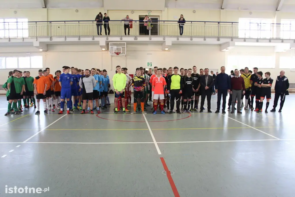 Dziesięć zespołów juniorów walczy o mistrzostwo powiatu