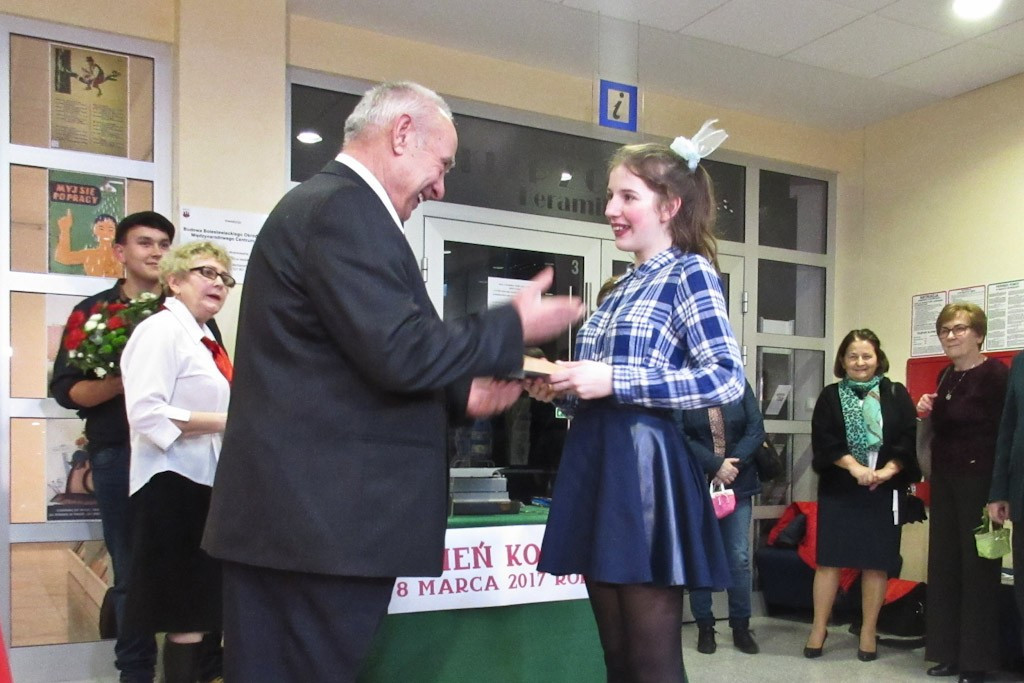 Wystawa w klimacie PRL na Dzień Kobiet w BOK-MCC