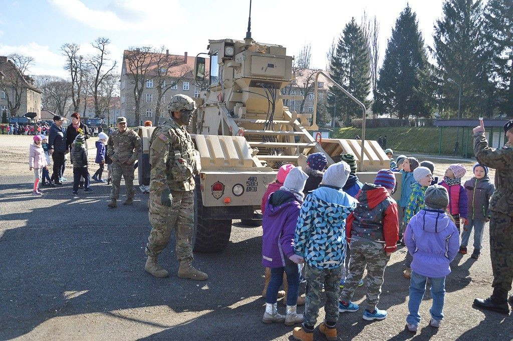 Artylerzyści uczcili swoje święto wraz z żołnierzami US Army