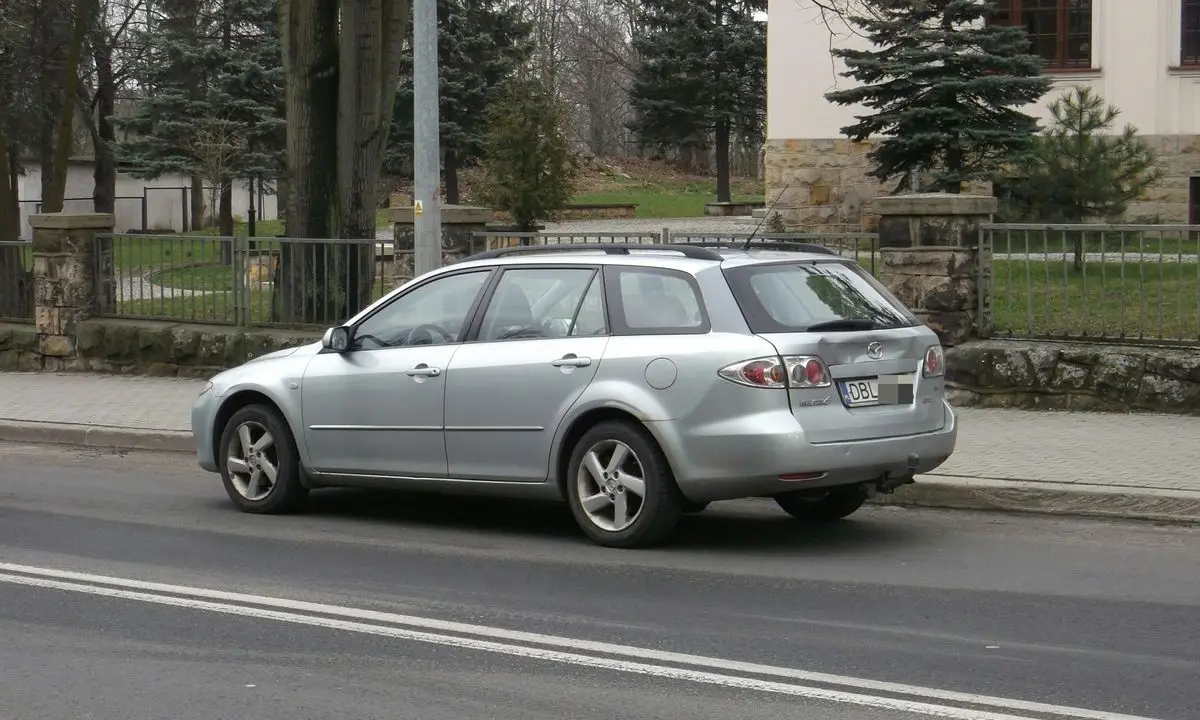 Zderzenie trzech samochodów koło prokuratury