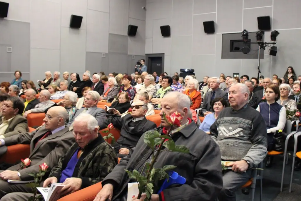 Презентація двох публікацій Музею кераміки