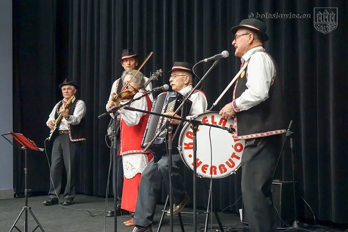 Wieczór z muzyką bałkańską – kultura, tradycje, obyczaje reemigrantów