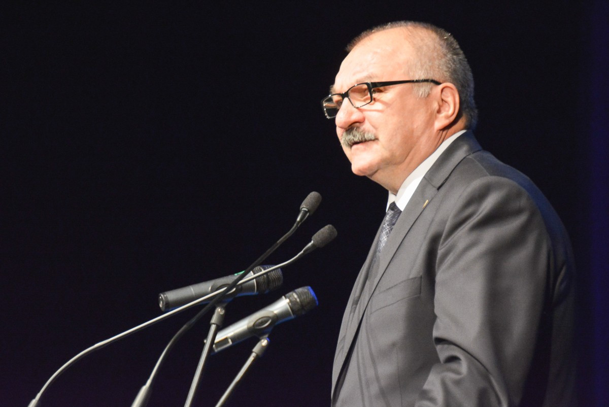 Wielu przyjaciół na uroczystości z okazji 10-lecia Uniwersytetu Trzeciego Wieku w Bolesławcu