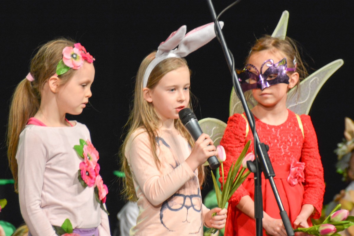 Wielu przyjaciół na uroczystości z okazji 10-lecia Uniwersytetu Trzeciego Wieku w Bolesławcu