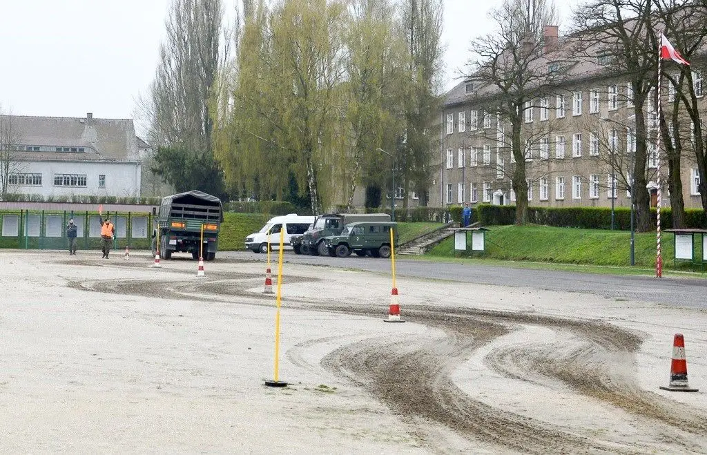 Bolesławiecki artylerzysta wśród najlepszych kierowców Czarnej Dywizji