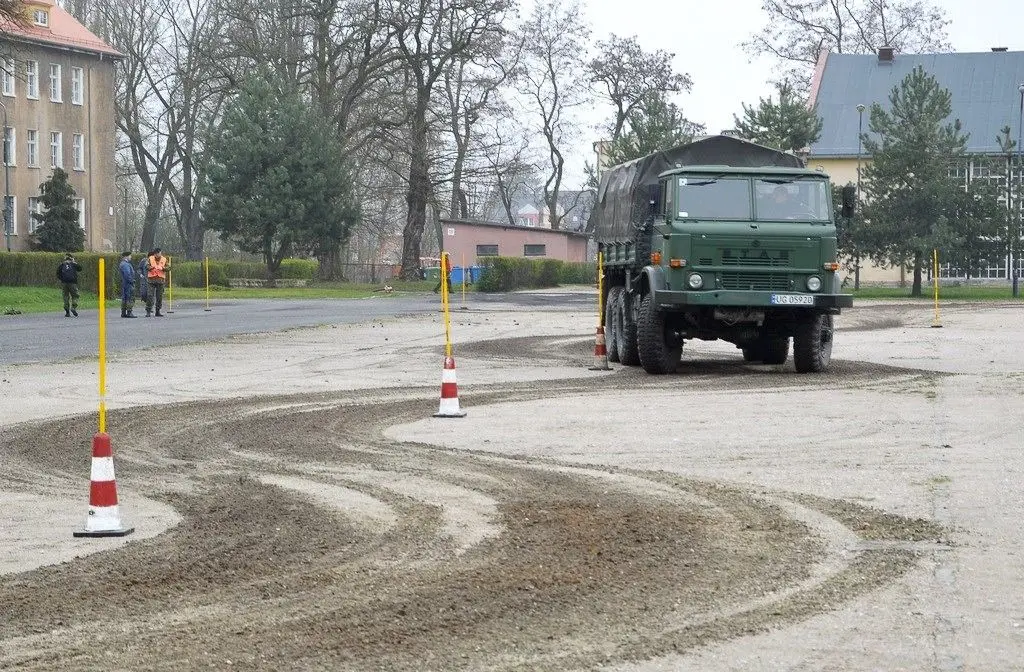 Болеславецький артилерист серед найкращих водіїв Чорної дивізії