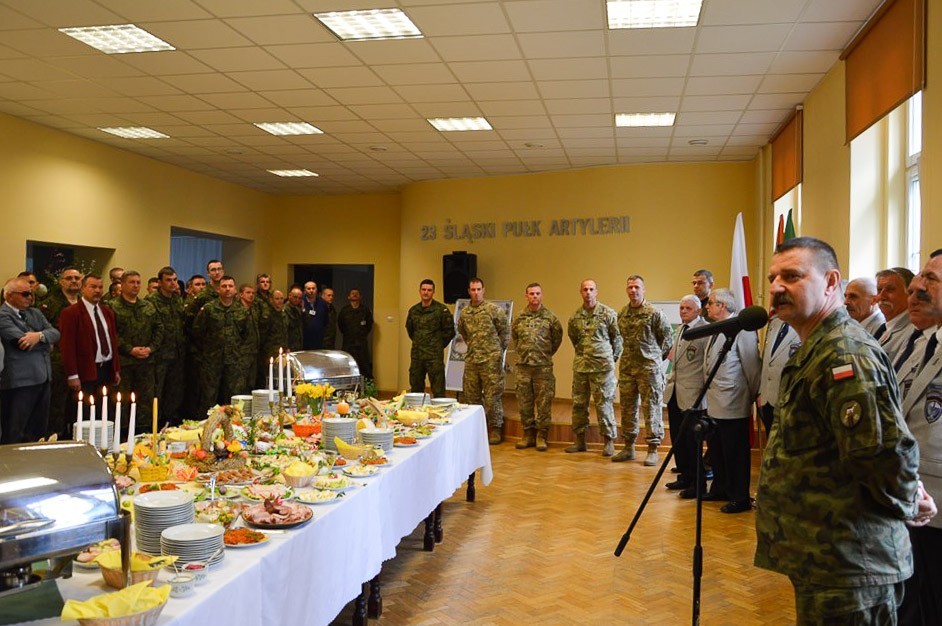 Wielkanoc u artylerzystów