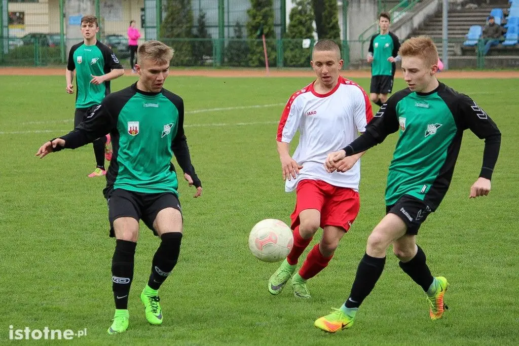 Juniorzy BKS-u ponownie lepsi od juniorów Eskadry