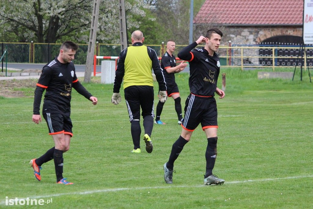 BKS wymęczył zwycięstwo z KS Łąka