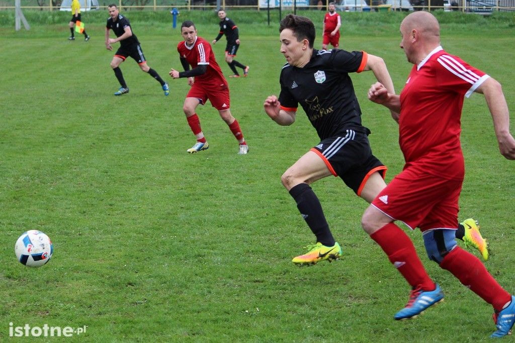 BKS wymęczył zwycięstwo z KS Łąka
