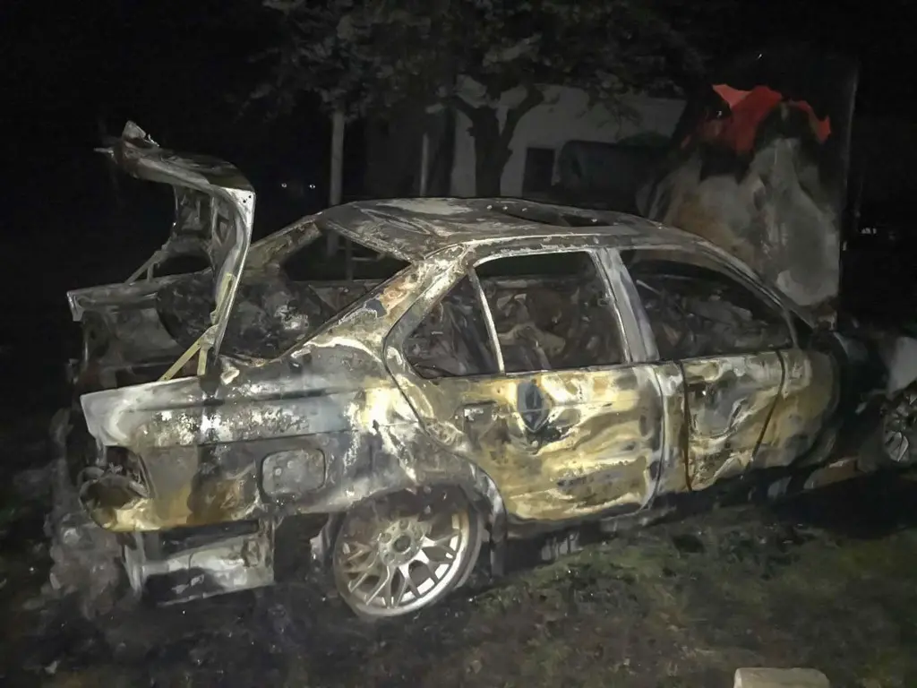 Wandale spalili mu jego ukochane BMW