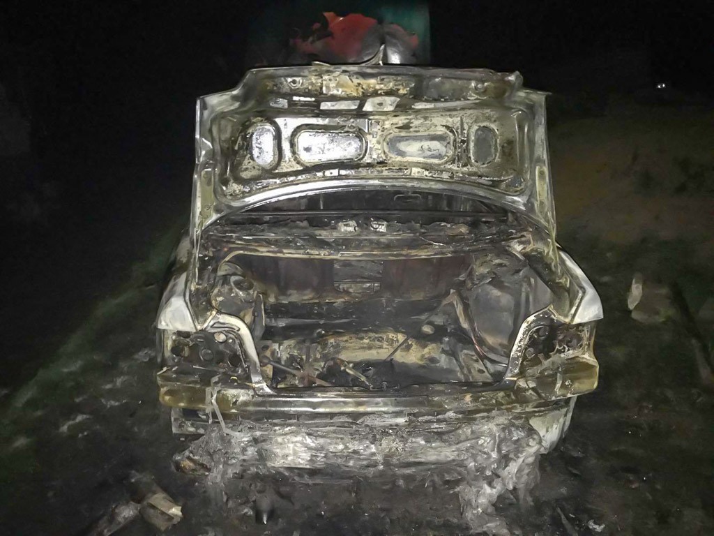 Wandale spalili mu jego ukochane BMW