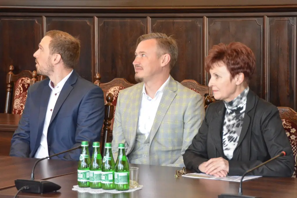 Centrum Wiedzy w Bolesławcu. Podpisanie umowy