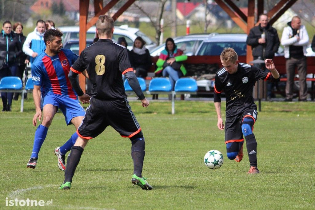 TS Parzyce pokonały BKS 3:0