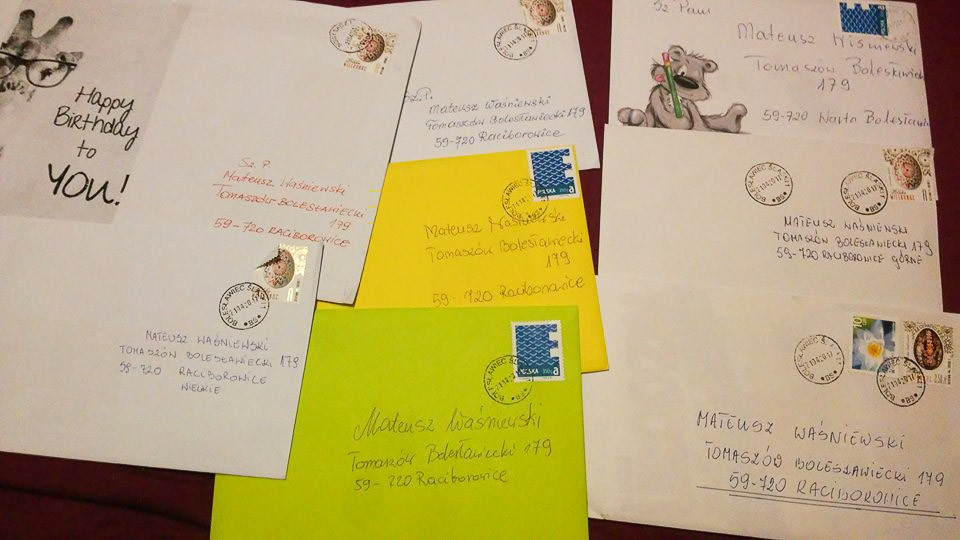 Fantastyczny odzew na akcję! Setki kartek i paczek dla wyjątkowego chłopca