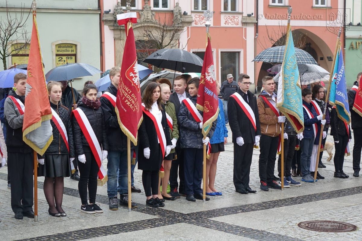Święto Flagi na bolesławieckim Rynku