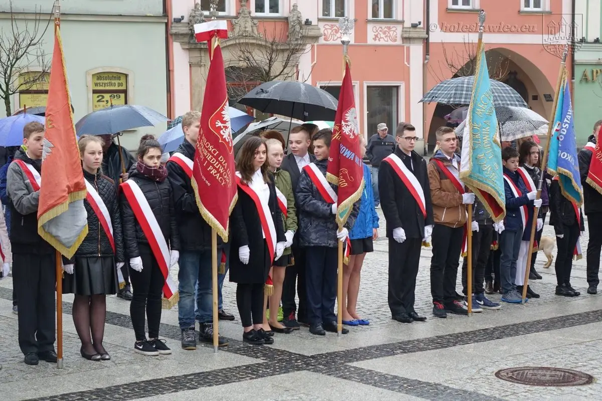 Święto Flagi na bolesławieckim Rynku