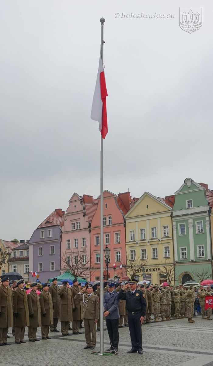 Święto Flagi na bolesławieckim Rynku