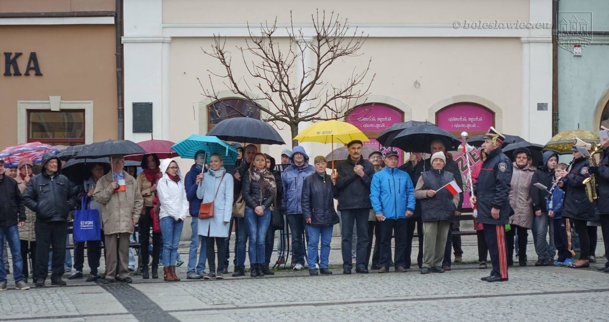 Święto Flagi na bolesławieckim Rynku